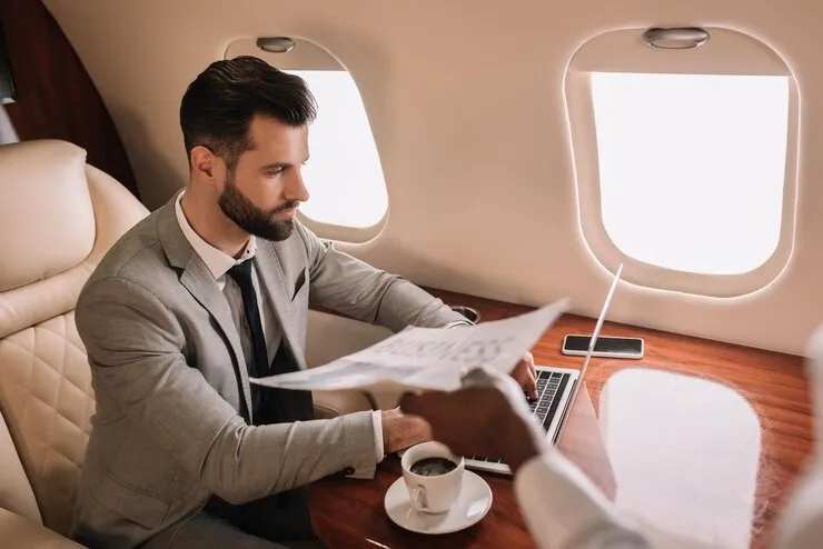 Private Jet Service from London to Amsterdam: Fly in Comfort