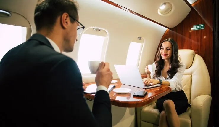 Private Jet Service from London to Athens: Fast and Comfortable Travel